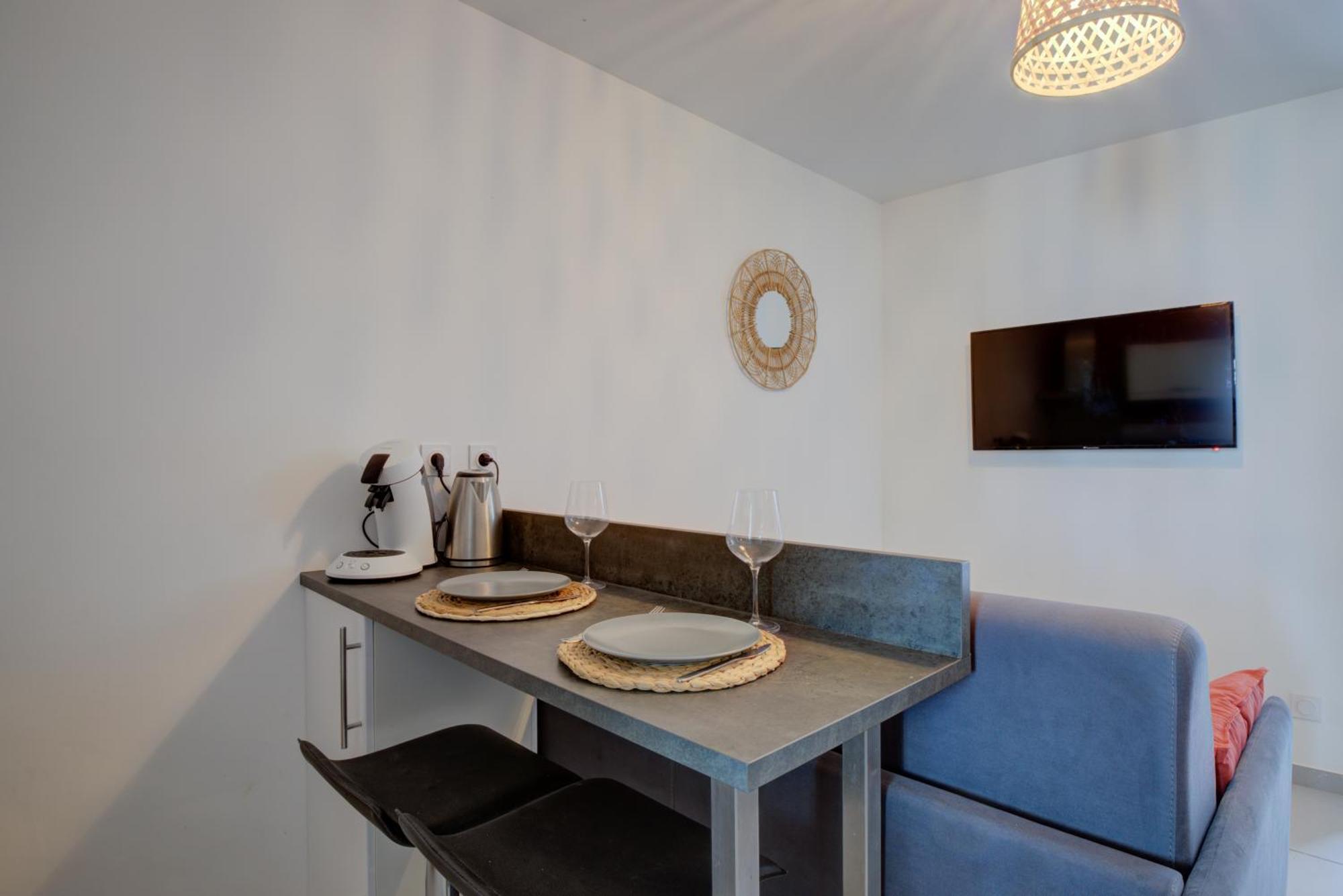 Apartment “le Terracotta” Terrasse -centre Ville- Cosy *