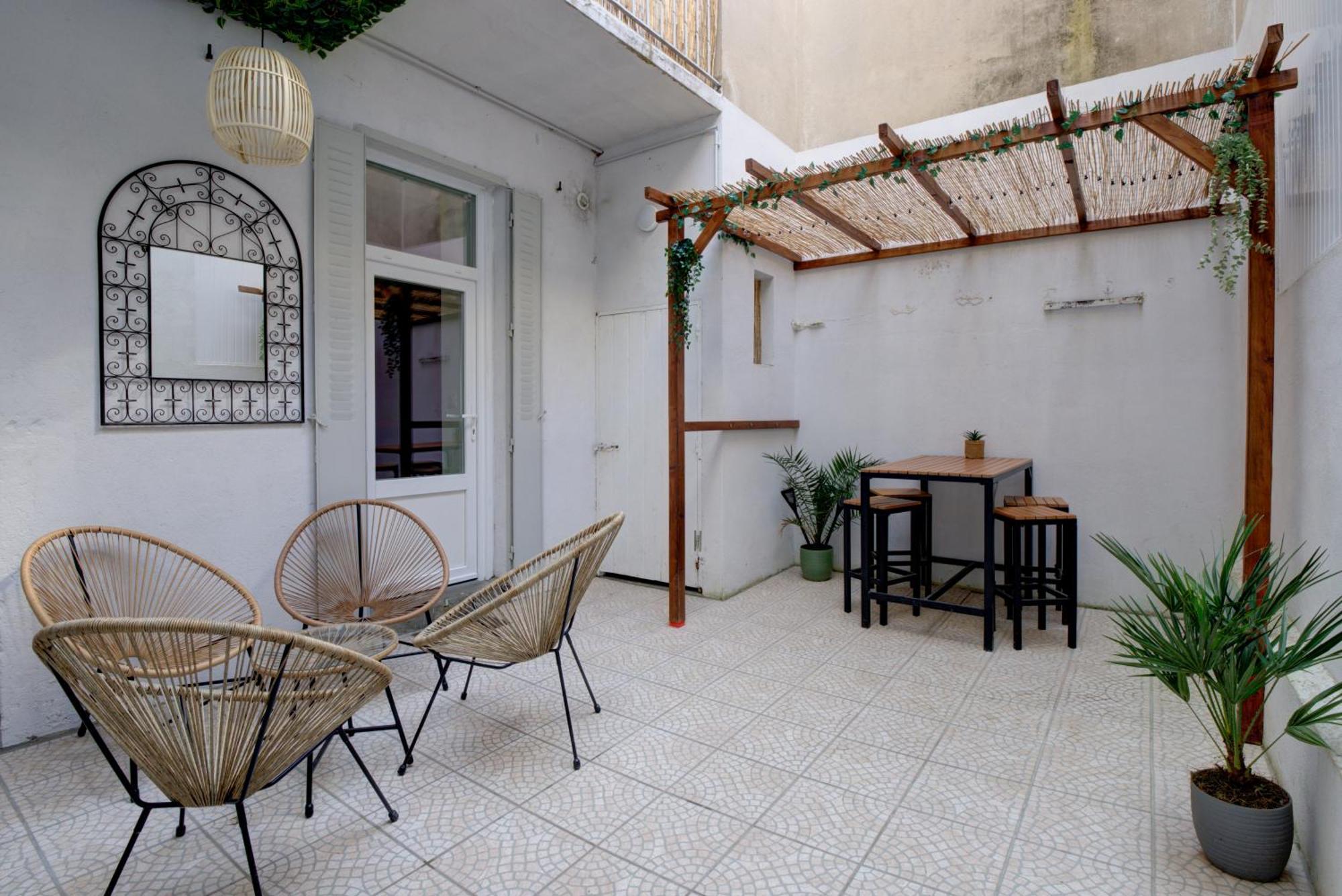 Apartment “le Terracotta” Terrasse -centre Ville- Cosy